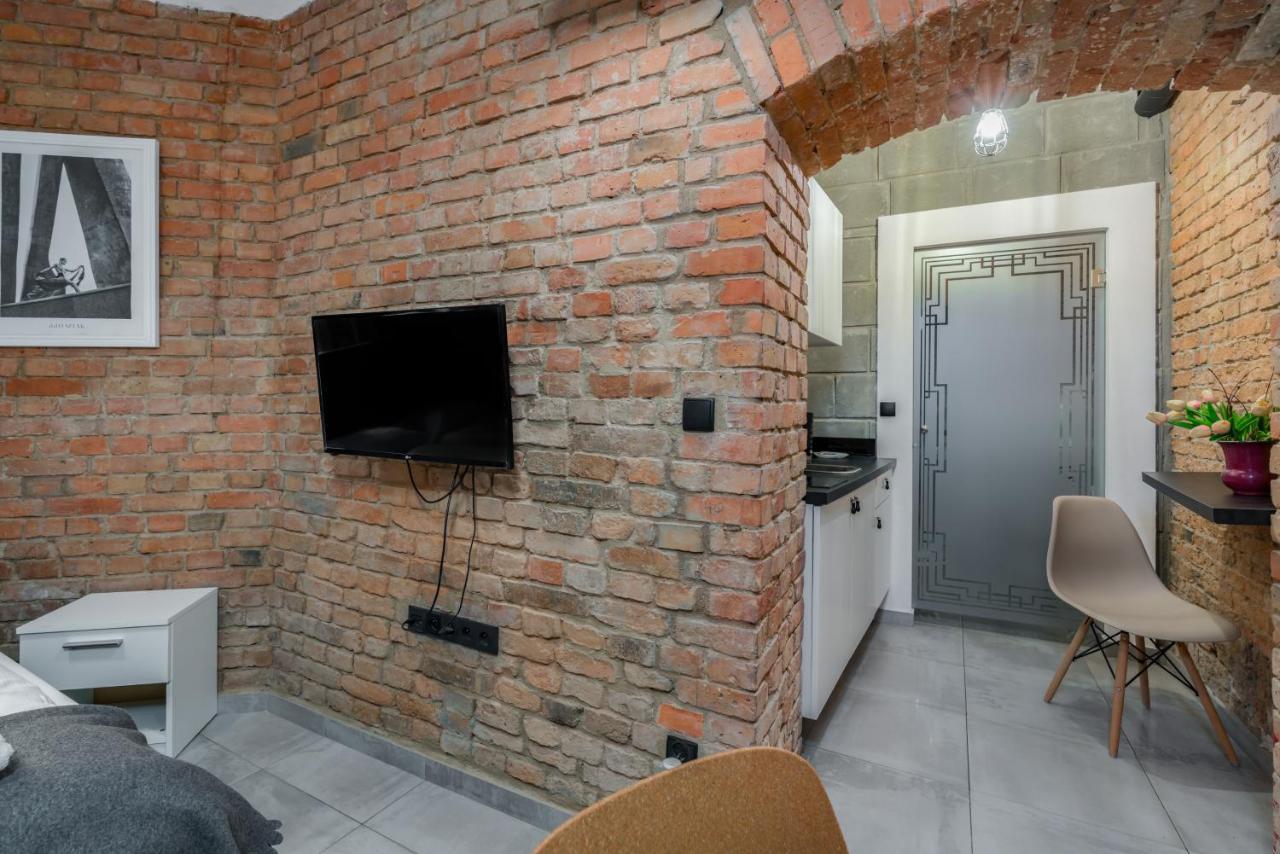 Underground Level Apartments Strzalowa By Renters Poznań Esterno foto