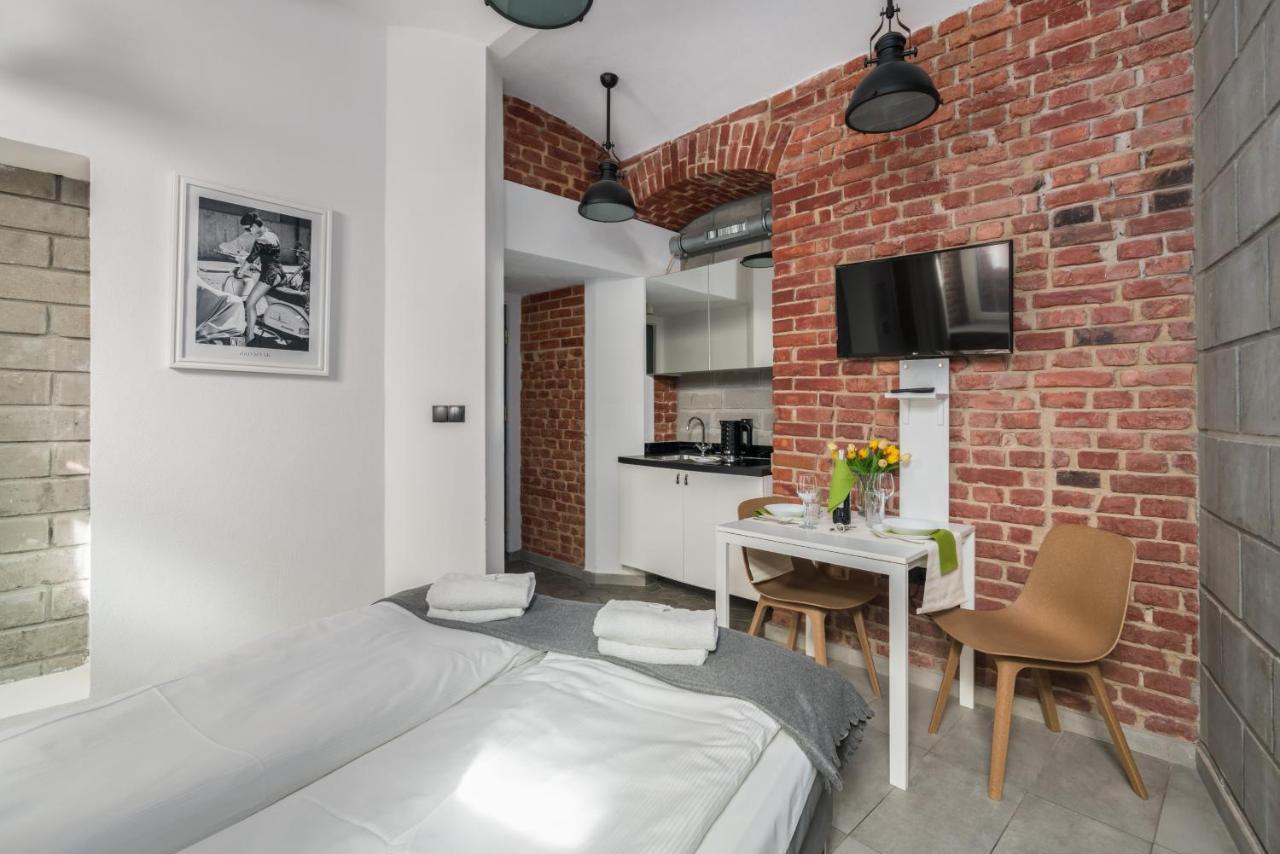 Underground Level Apartments Strzalowa By Renters Poznań Esterno foto